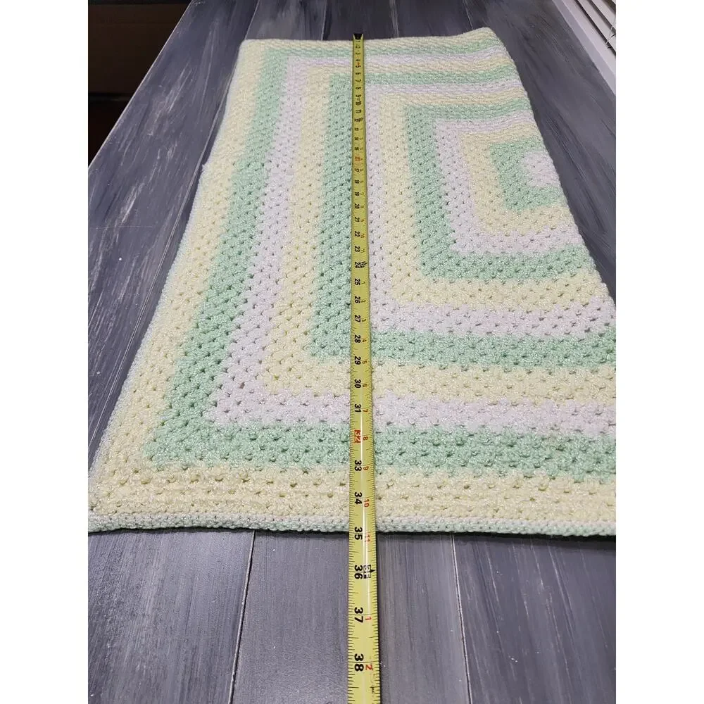 Beautiful Hand Made Crochet Baby Blanket Afghan Throw‎